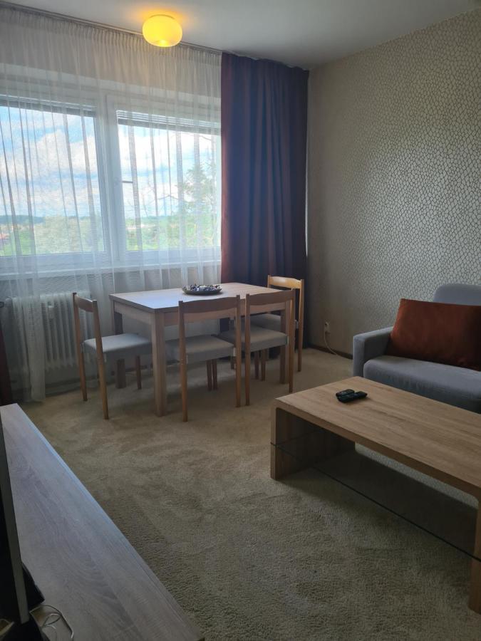 Apartman Valentin Lägenhet Komárno Exteriör bild