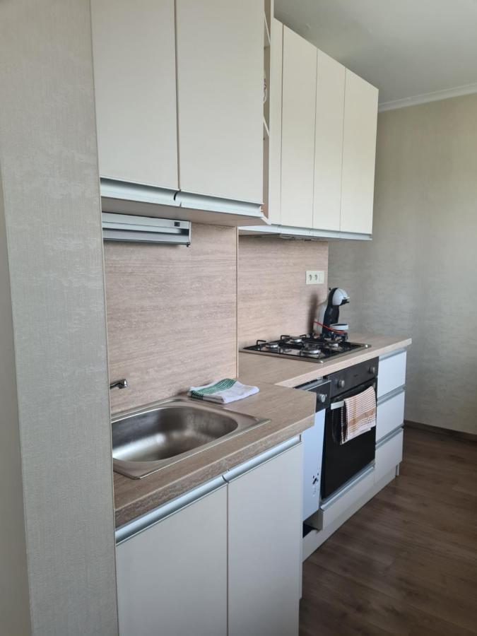 Apartman Valentin Lägenhet Komárno Exteriör bild